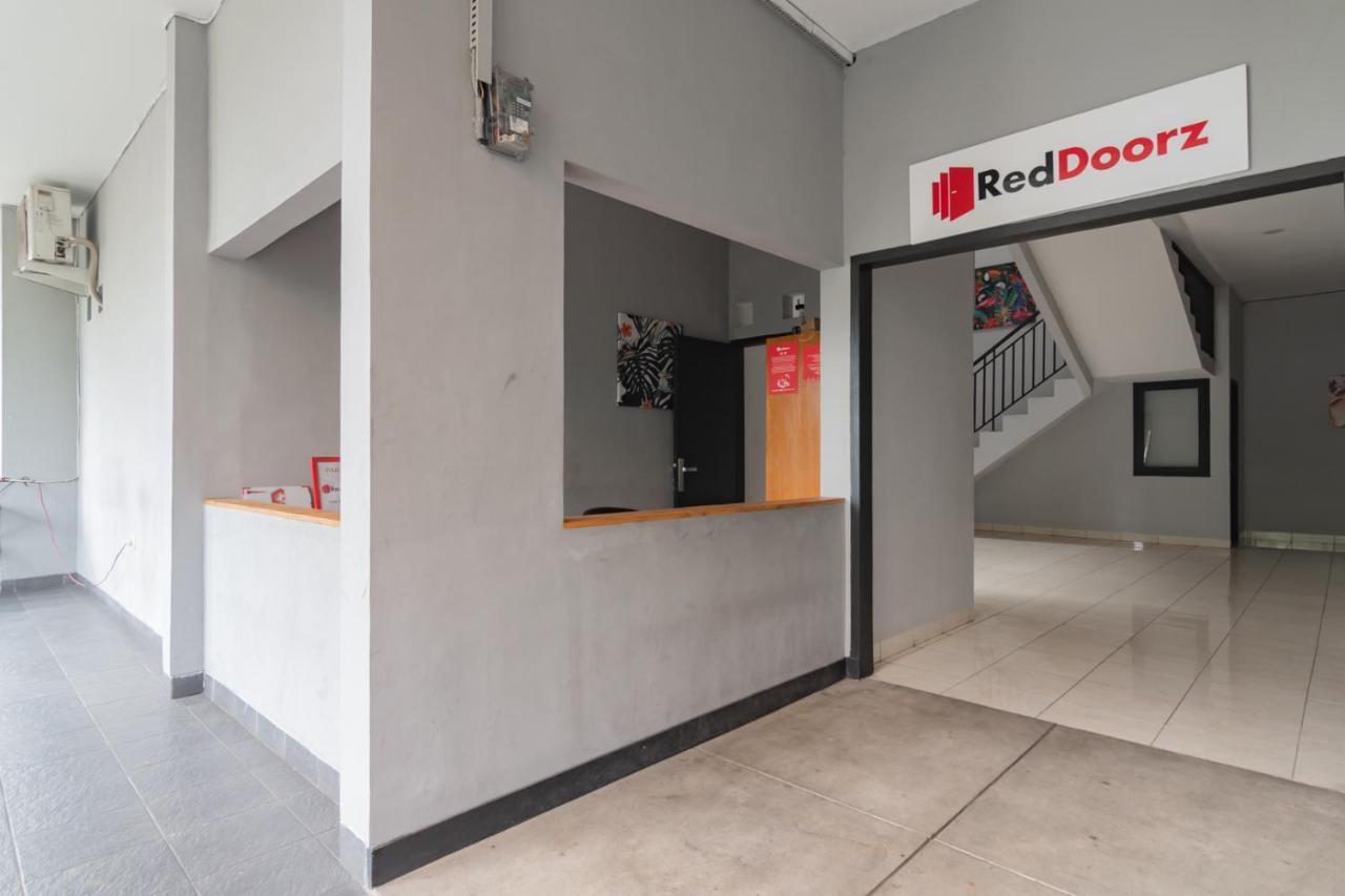 Reddoorz Near Exit Toll Pasteur 4 Hotel Bandung Exterior photo
