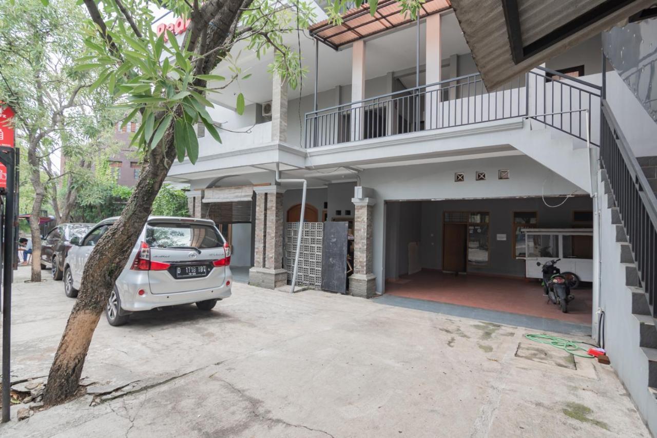 Reddoorz Near Exit Toll Pasteur 4 Hotel Bandung Exterior photo